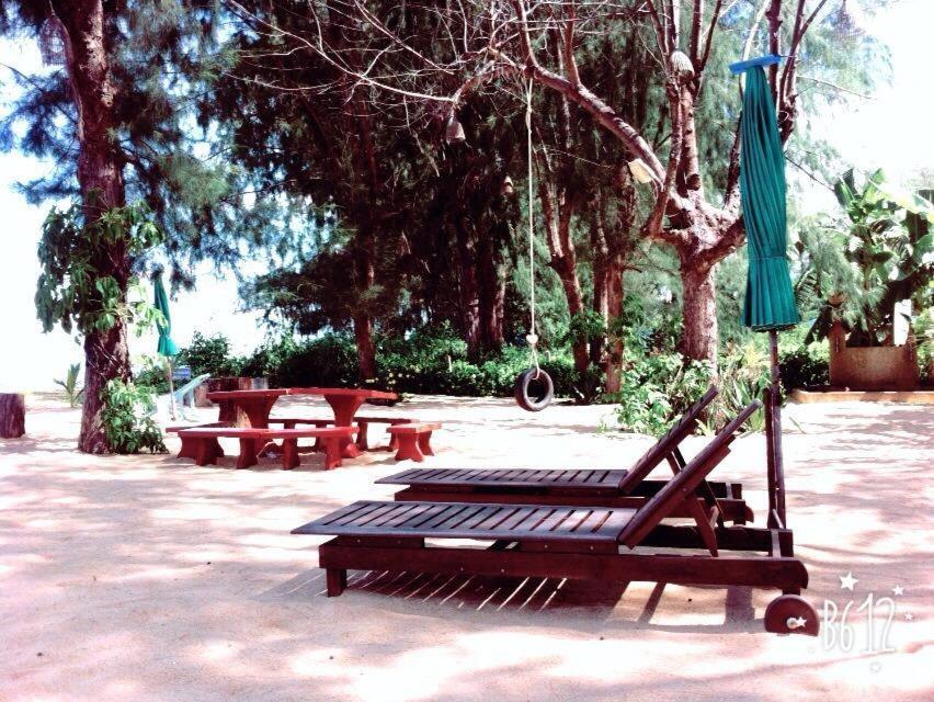 Had Lamae Resort Ban Pak Nam Lamae ภายนอก รูปภาพ